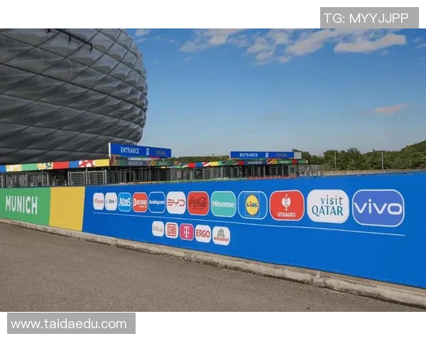 欧洲杯足球赛事市场营销策略及其商业价值的深度剖析与前景展望