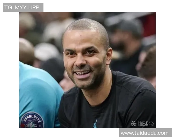 西亚卡姆回应外界批评专注比赛不受干扰强调自己职业态度