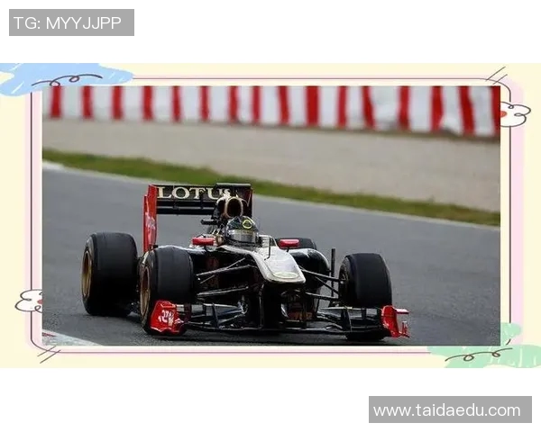 F1赛季技术革新推动赛车性能提升的关键因素与速度突破分析