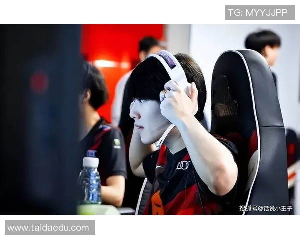 VAR回应批评:我只专注于比赛