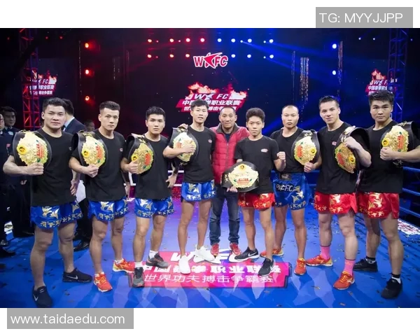 中国拳击手拿下职业金腰带,跻身国际前十 中国拳击手拿下职业金腰带,跻身国际前十